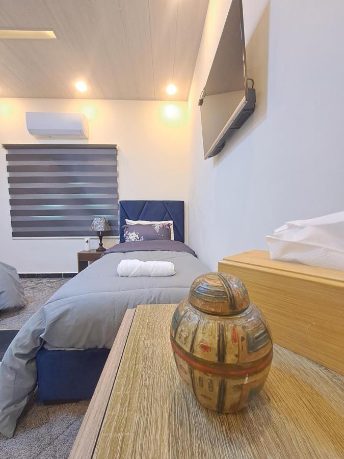 Cardostudio Hotel Jarash Exterior foto